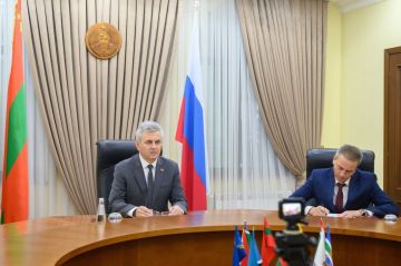 В Бендерах благоустраивают город и готовят школы к новому учебному году