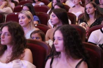 Цифра дня: 153 выпускника медицинского колледжа им. Л. А. Тарасевича получили дипломы