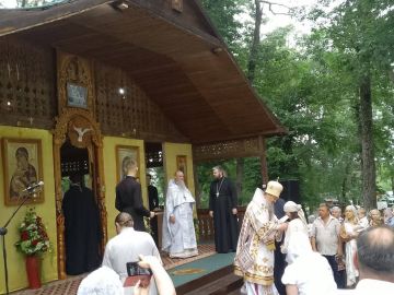 В Иоанно-Предтеченском монастыре в Строенцах (Рыбницкий район) сегодня отметили престольный праздник — Рождество Иоанна Крестителя