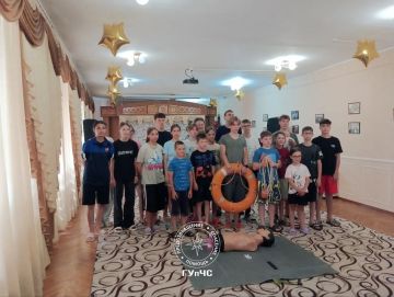 Спасатели приехали в гости к воспитанникам Бендерского детского дома
