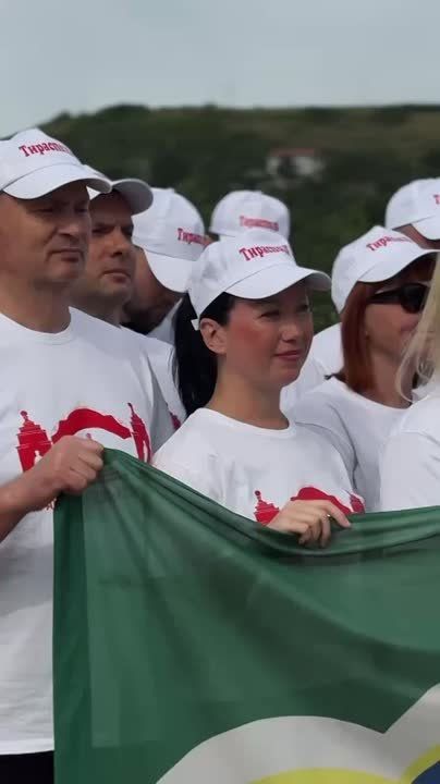 В Рыбнице в честь Дня металлурга вновь прошла традиционная регата на лодках «Дракон»