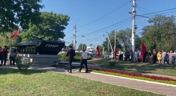 Памяти павших. 1 августа в Бендерах, как и во всей республике, отметили День памяти погибших и умерших защитников ПМР