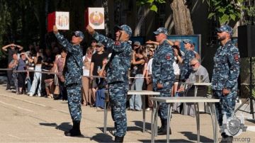 Молодое пополнение Специальной моторизованной войсковой части МВД ПМР приняло присягу