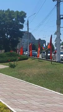 Бендерчане приняли участие в автопробеге, посвящённом Дню миротворца и Дню памяти погибших защитников Приднестровья