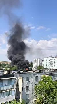 Густой дым в микрорайоне Солнечный