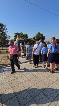 Рыбничане собрались на открытии памятного знака, посвящённого узникам Рыбницкого гетто