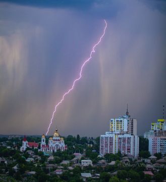 В ближайшие 1–3 часа, а также вечером, в Приднестровье ожидаются грозы