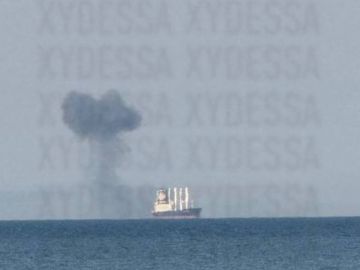 ВС РФ ушатали очередное судно у берегов Одессы