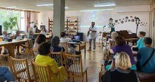 Когда поют стихи. 12 августа двери литературно-музыкального салона «ЛАД» вновь открылись для своих гостей