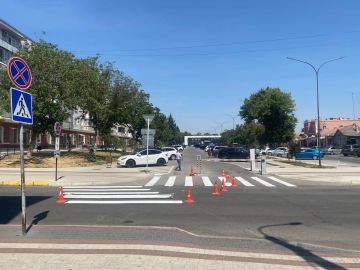 В Бендерах продолжают обновлять дорожную разметку