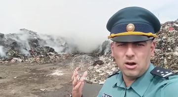 В столице на свалке продолжают работать огнеборцы
