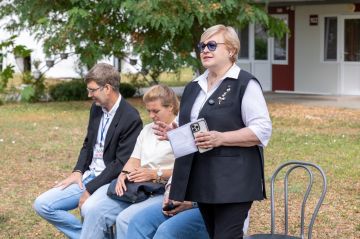 Что сегодня волнует молодёжь и с какими проблемами сталкиваются подростки? Об этом в рамках проекта «Диалог на равных» говорили участники тренинга «Актуальные вопросы подросткового здоровья»