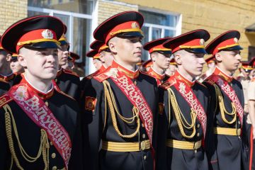 21 АВГУСТА 1943 ГОДА – ДАТА СОЗДАНИЯ СУВОРОВСКИХ ВОЕННЫХ УЧИЛИЩ