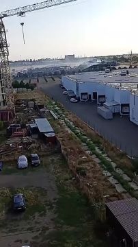 ТЦ "Эпицентр" в Одессе спустя сутки после доставки "Бандеролей"