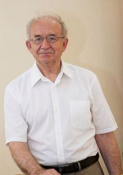 Он строил Бендеры задолго до появления Приднестровья как государства — возводил предприятия, школы, больницы и жилые дома