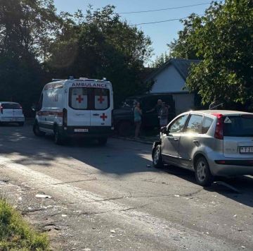 Машина с туфелькой попала в ДТП на Восстания