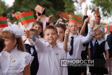 1 сентября за парты в Приднестровье сядут 41,7 тысячи школьников