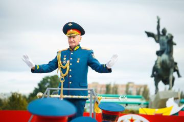 Оркестр Главного штаба Вооруженных сил ПМР нельзя представить без его бессменного дирижёра Виталия Васильевича Войнова