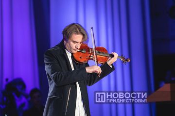 Классика, джаз, рок, балканские мотивы, folk и world music – в исполнении известного скрипача Сани Кройтора