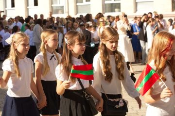 Событие дня. Сегодня в школах Приднестровья прозвенели первые звонки для 41,7 тысячи школьников