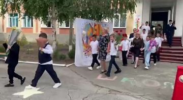 В Гарабской школе Рыбницкого района прошла торжественная линейка