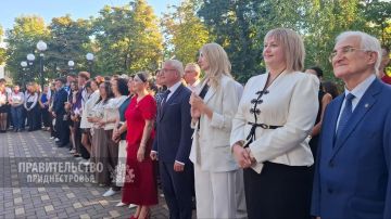Вице-премьер Виталий Нягу поздравил первокурсников ПГУ с началом нового учебного года: