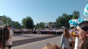 Первый звонок — начало большого пути