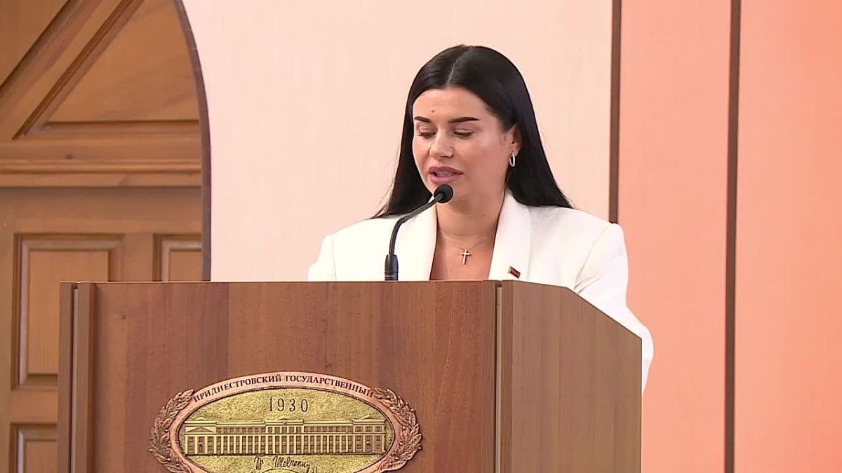 Студентам и преподавателям факультета госуправления и социально-гуманитарных наук ПГУ – напутственные слова от спикера парламента и декана факультета Татьяны Залевской