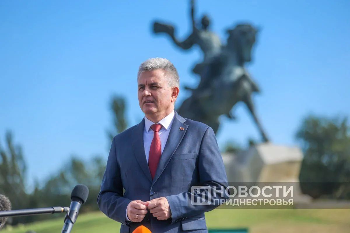Вопрос со снижением консульских сборов для приднестровцев за рассмотрение заявлений о приеме в гражданство России решен