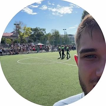 В Екатерининском парке прошёл парад чемпионов: приднестровские спортсмены хвастались своими медалями, которые завоевали в этом году