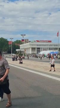 В центре Тирасполя праздник в самом разгаре
