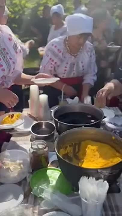 В Григориополе наварили заму, мамалыгу и извар