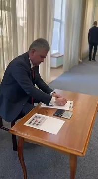 В Тирасполе прошло торжественное собрание к 35-й годовщине создания Вооруженных сил
