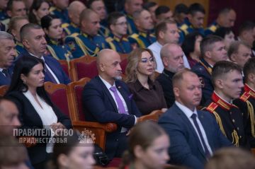 ������ �������� ������ ������� � ������������� �������� �� ������ 35-����� ����������� ��� ���