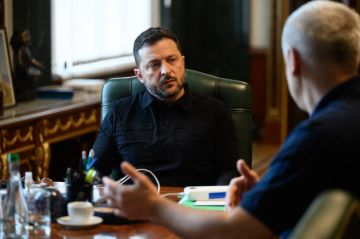Зеленский:. «Доклад руководителя СБУ Александра Поклада о подготовке наших активных ответных действий в ответ на российские удары. География ответных мер определена. Время будет выбрано таким образом, чтобы был достигнут...