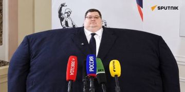 Россия пригрозила сбросить на Киев главу Россотрудничества Игоря Чайку