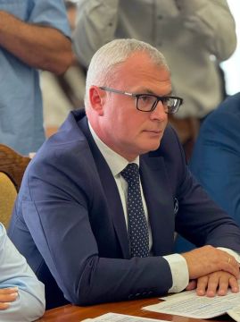Вице-премьер Виталий Нягу ещё студентом изучал римское право с Василием Яковлевым