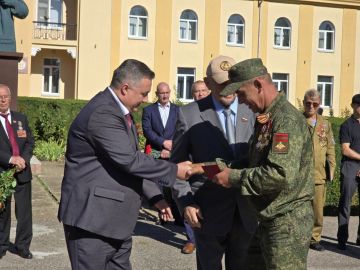 Гвардейцы удостоены государственных и юбилейных наград