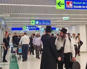 В аэропорту Кишинёва с сегодняшнего дня пускают только пассажиров, сотрудников аэропорта и членов экипажей