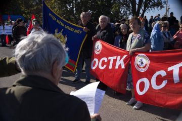 Митинг общественников в Бендерах против экономического давления Молдовы на Приднестровье