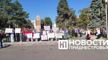 Митинг против введенных Молдовой НДС и акцизов на приднестровский импорт вновь прошел в Бендерах