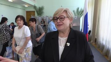 Вице-спикер Верховного Совета Галина Антюфеева – на выборах депутатов Госдумы РФ: