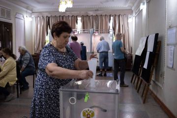 Приднестровцы активно голосуют на выборах в Госдуму РФ