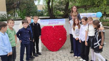 В ДОМЕ КУЛЬТУРЫ с. КАРАГАШ СОСТОЯЛАСЬ АКЦИЯ «ВМЕСТЕ К МИРУ!»