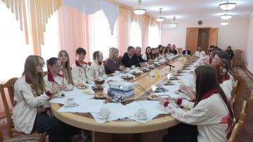 С 11 по 17 сентября в Екатеринбурге проходил Международный молодёжный фестиваль, он собрал почти 10 тысяч участников из 191 страны мира