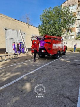 Следующий этап – штурм башни по выдвижной лестнице