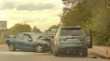 Две машины столкнулись на Одесской трассе, скорая и ГАИ приезжали на место аварии