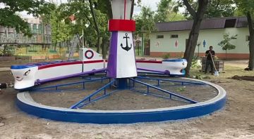 Шаг за шагом: в парке «Победа» готовят к будущему сезону любимый аттракцион «Юнга»!