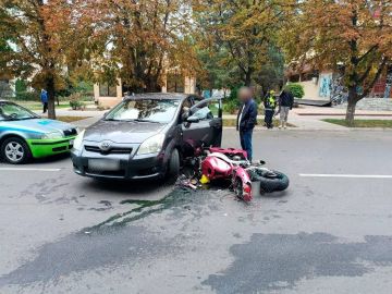 Таксист столкнулся с мотоциклистом в Тирасполе