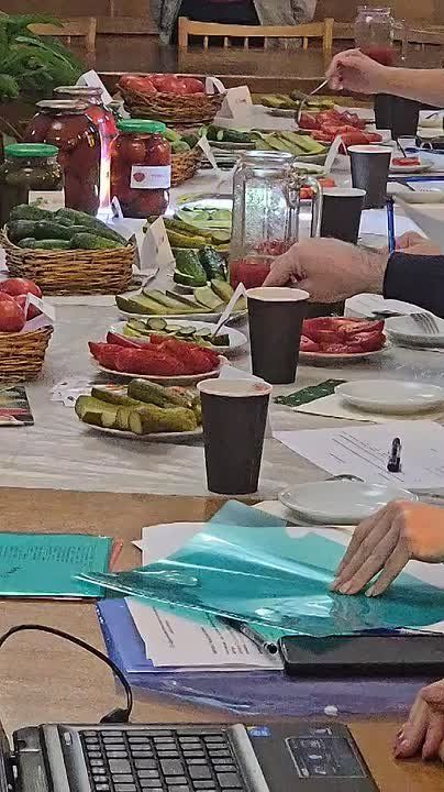 Томатный сок и солёные огурцы представлены комиссии конкурса «Приднестровское качество»